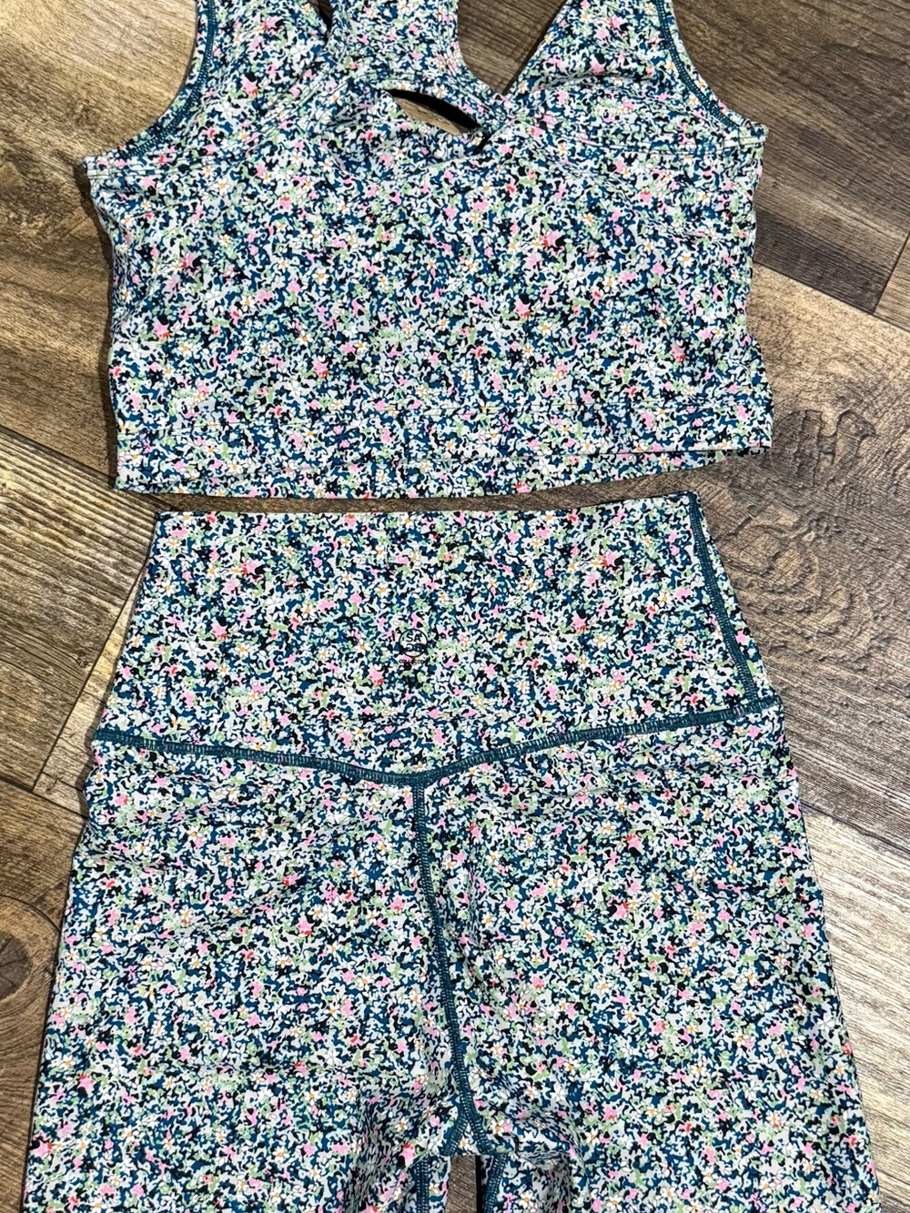Floral Print Active Crop Top and High-Waist Leggings Set - Multicolor